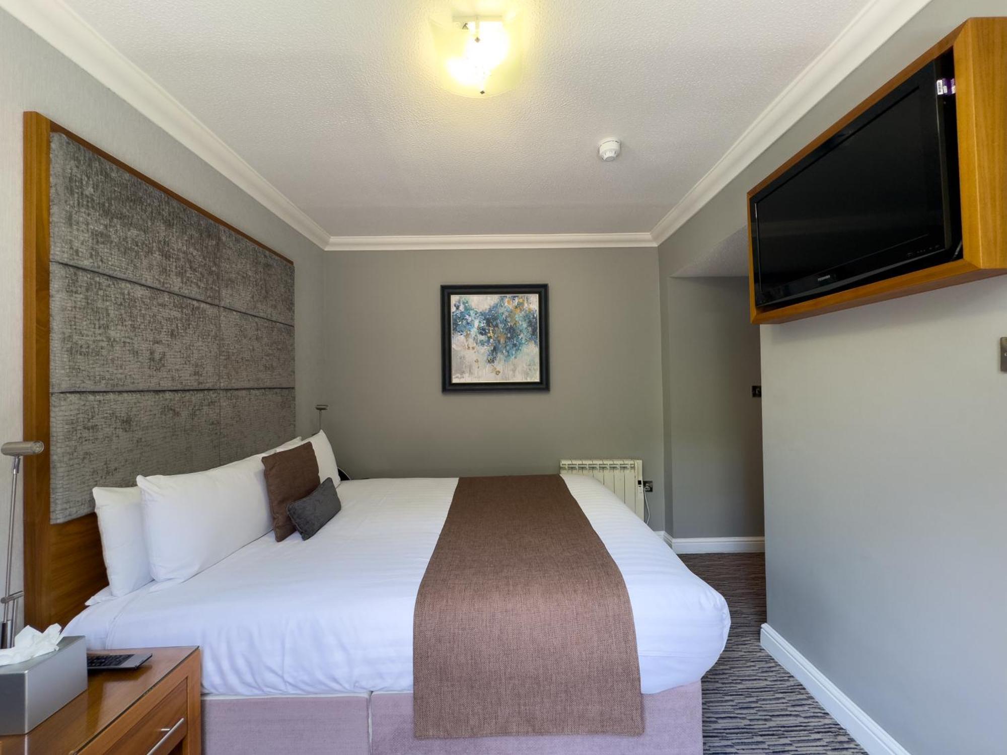 The Mount Country Manor Hotel & Golf Wolverhampton Exterior foto