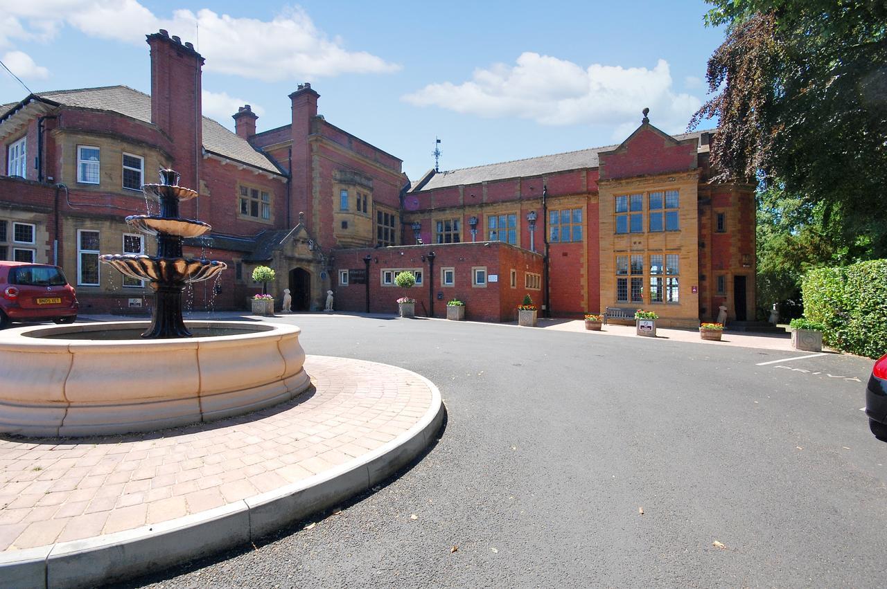 The Mount Country Manor Hotel & Golf Wolverhampton Exterior foto
